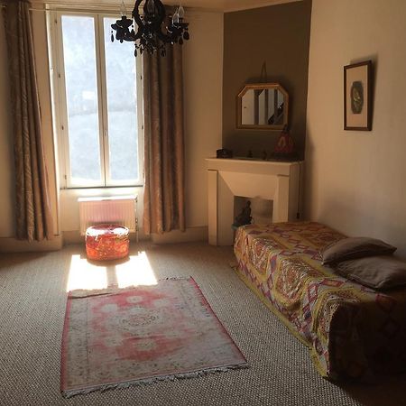 Bed and Breakfast Avec Plaisir Saint-Plaisir Екстер'єр фото